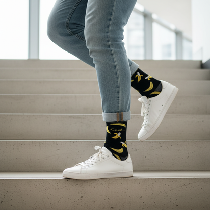Calcetines KIUO Banana Cool - subiendo escaleras edificio Santiago